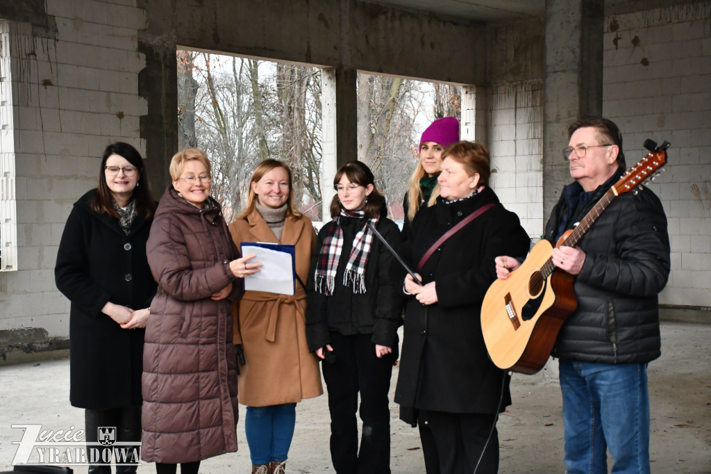 Świąteczne spotkanie na budowie hospicjum