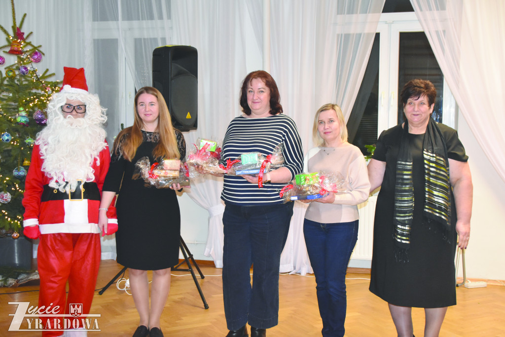 Do seniorów też przyszedł Święty Mikołaj