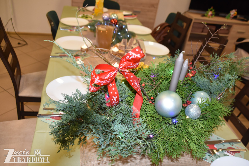 Do seniorów też przyszedł Święty Mikołaj