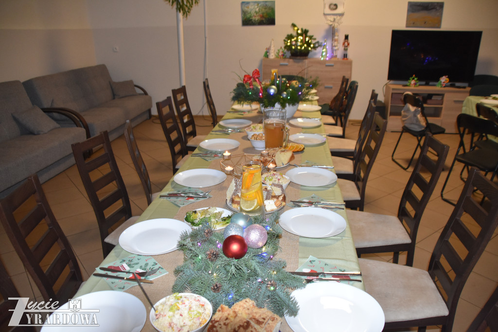 Do seniorów też przyszedł Święty Mikołaj