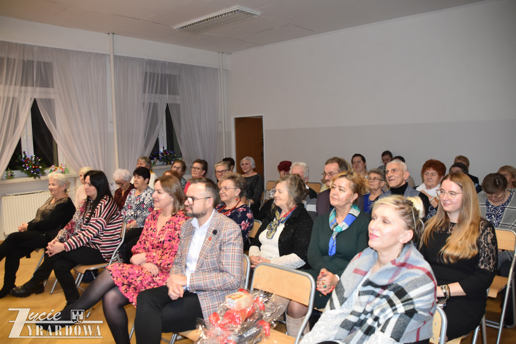 Do seniorów też przyszedł Święty Mikołaj