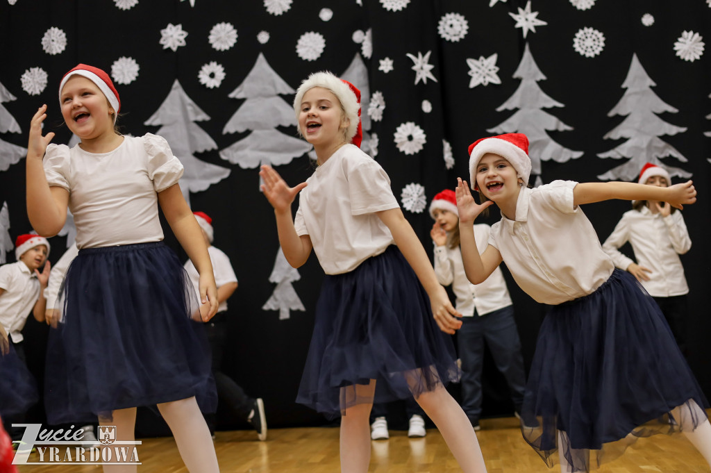 Święta tuż-tuż: kiermasz i wspólne kolędowanie