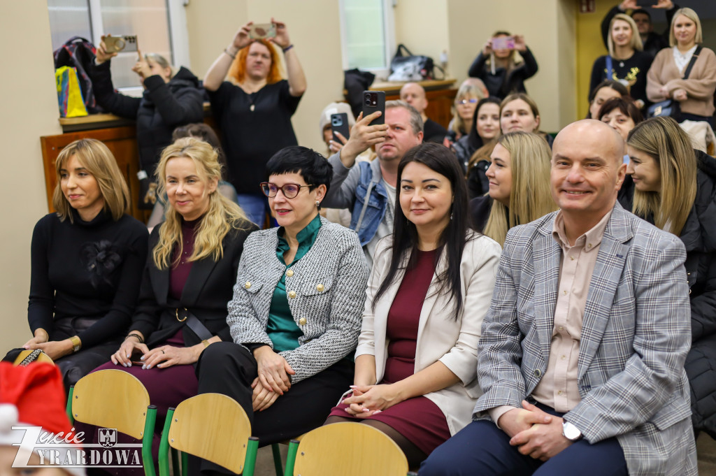 Święta tuż-tuż: kiermasz i wspólne kolędowanie