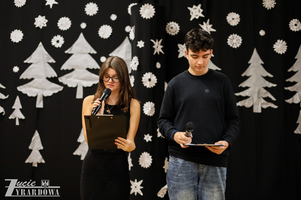 Święta tuż-tuż: kiermasz i wspólne kolędowanie