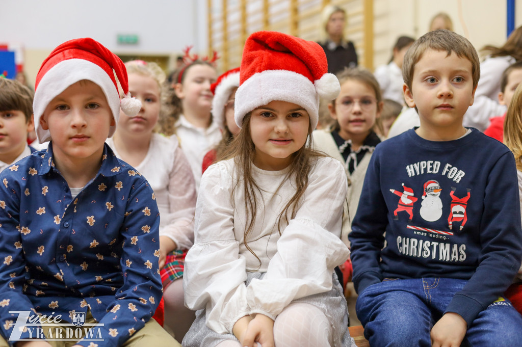 Święta tuż-tuż: kiermasz i wspólne kolędowanie