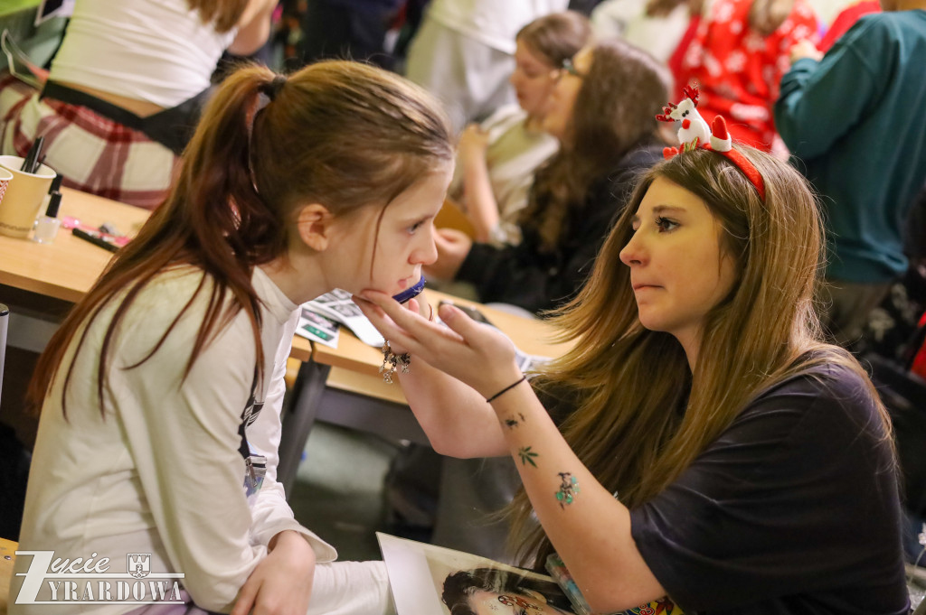 Święta tuż-tuż: kiermasz i wspólne kolędowanie