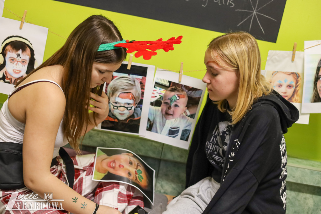 Święta tuż-tuż: kiermasz i wspólne kolędowanie