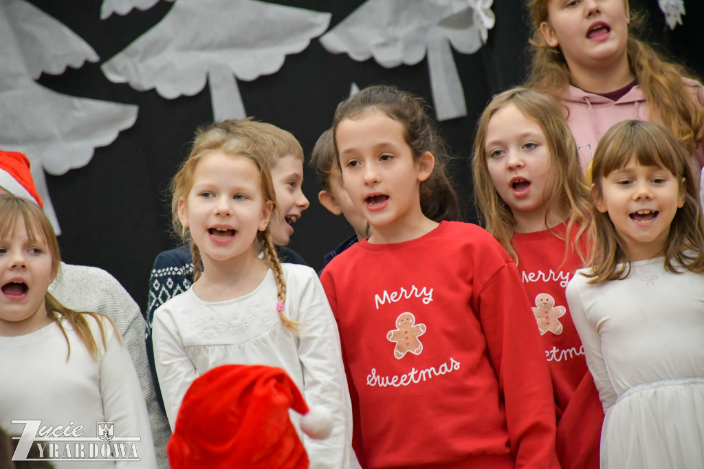 Święta tuż-tuż: kiermasz i wspólne kolędowanie