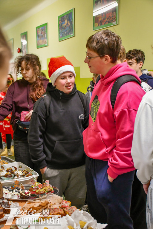 Święta tuż-tuż: kiermasz i wspólne kolędowanie