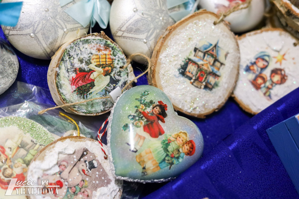 Święta tuż-tuż: kiermasz i wspólne kolędowanie