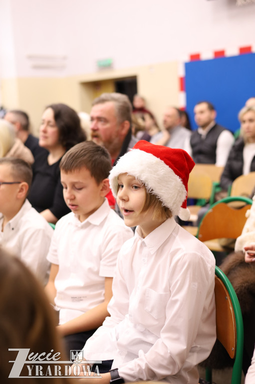 Święta tuż-tuż: kiermasz i wspólne kolędowanie