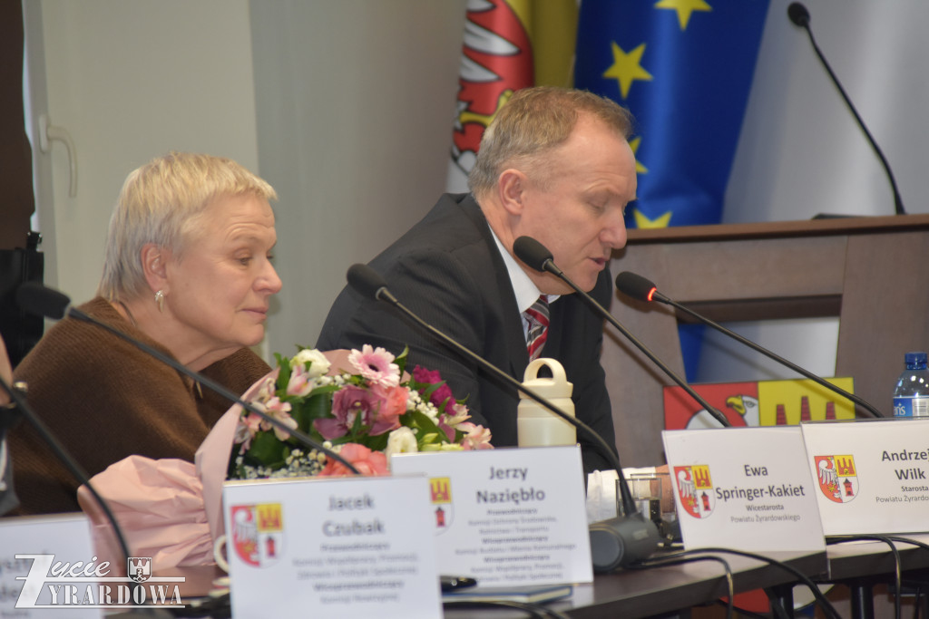 Nieomal jednogłośny budżet, potem Wigilia