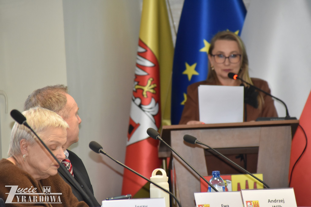 Nieomal jednogłośny budżet, potem Wigilia