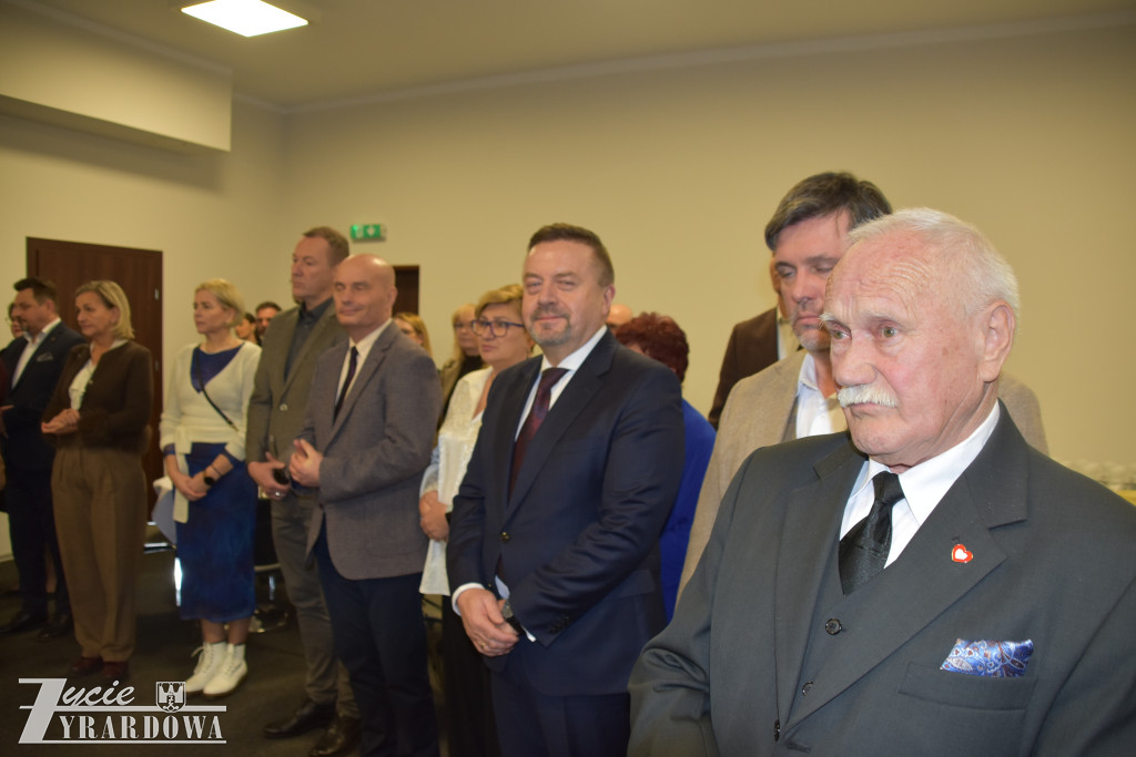 Nieomal jednogłośny budżet, potem Wigilia