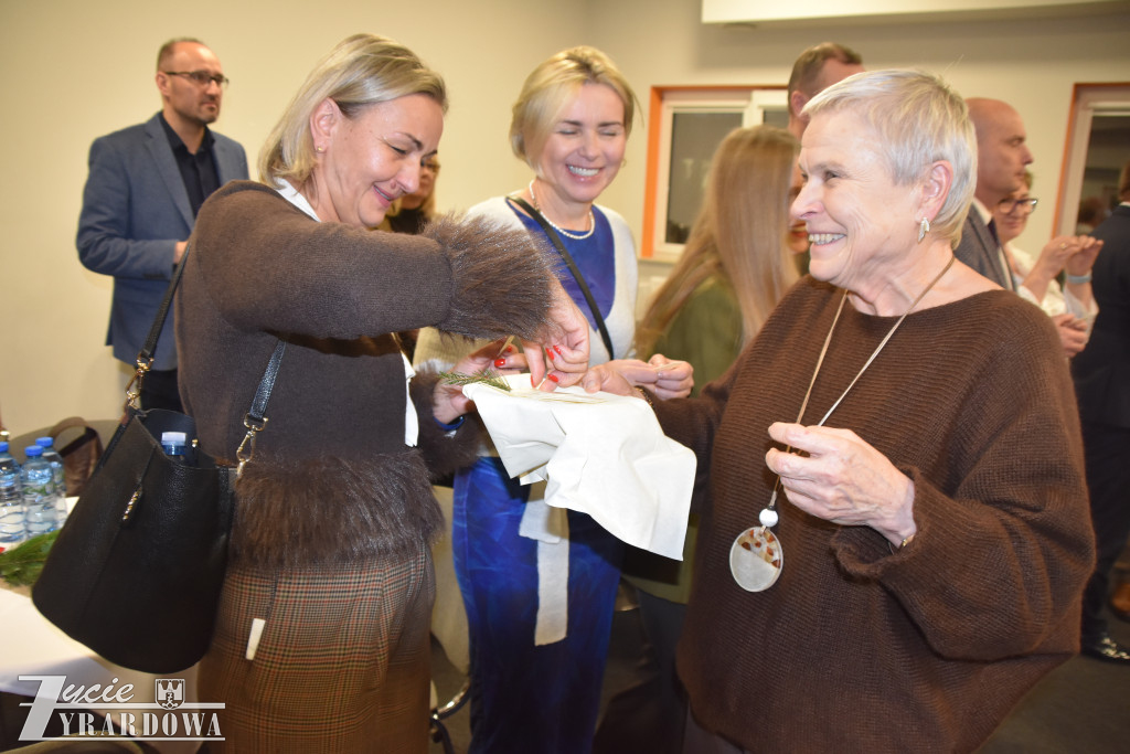 Nieomal jednogłośny budżet, potem Wigilia