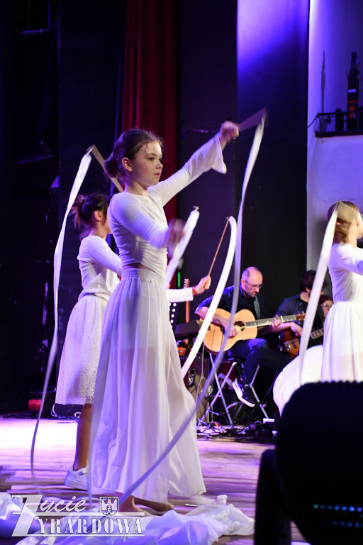 Świąteczny koncert Młodzieżowego Domu Kultury