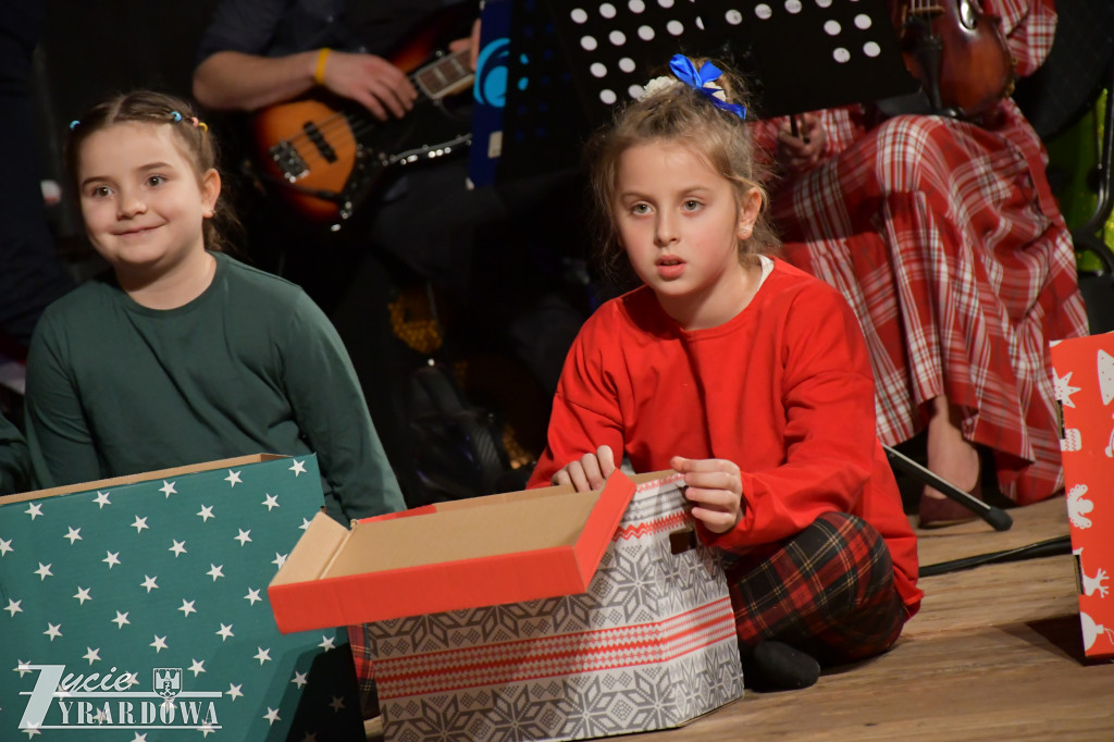 Świąteczny koncert Młodzieżowego Domu Kultury