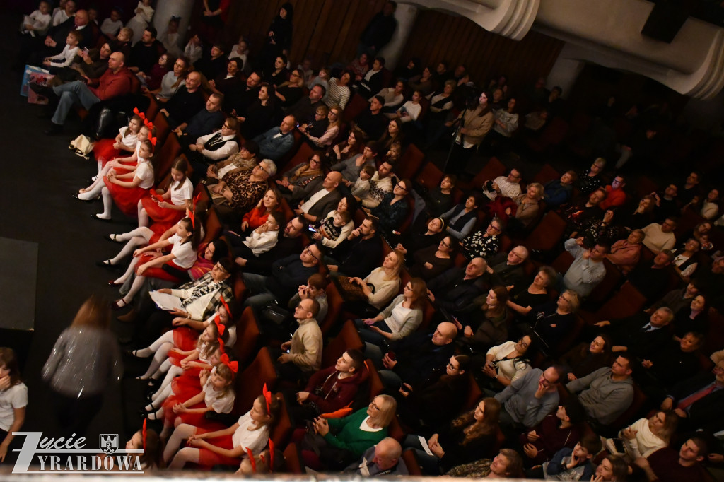 Świąteczny koncert Młodzieżowego Domu Kultury