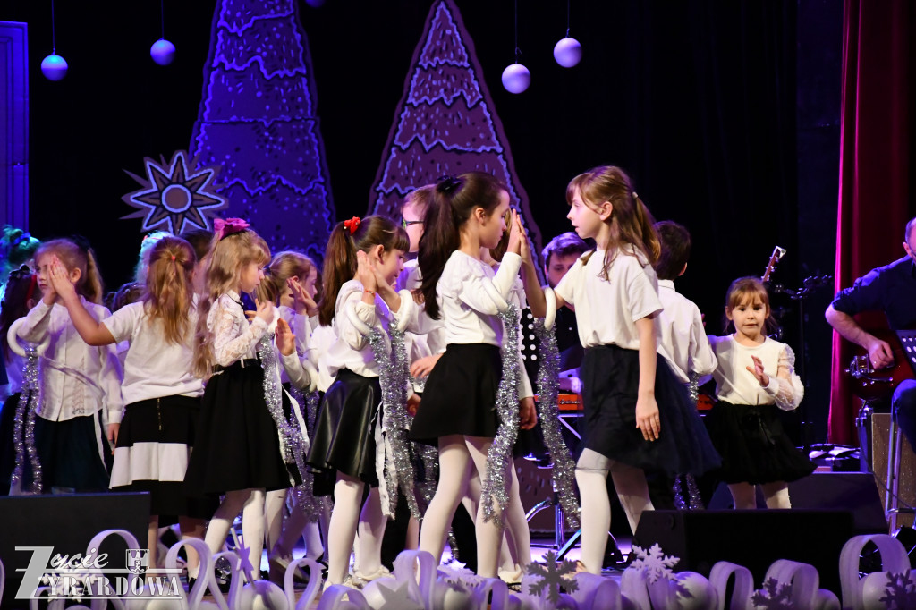 Świąteczny koncert Młodzieżowego Domu Kultury