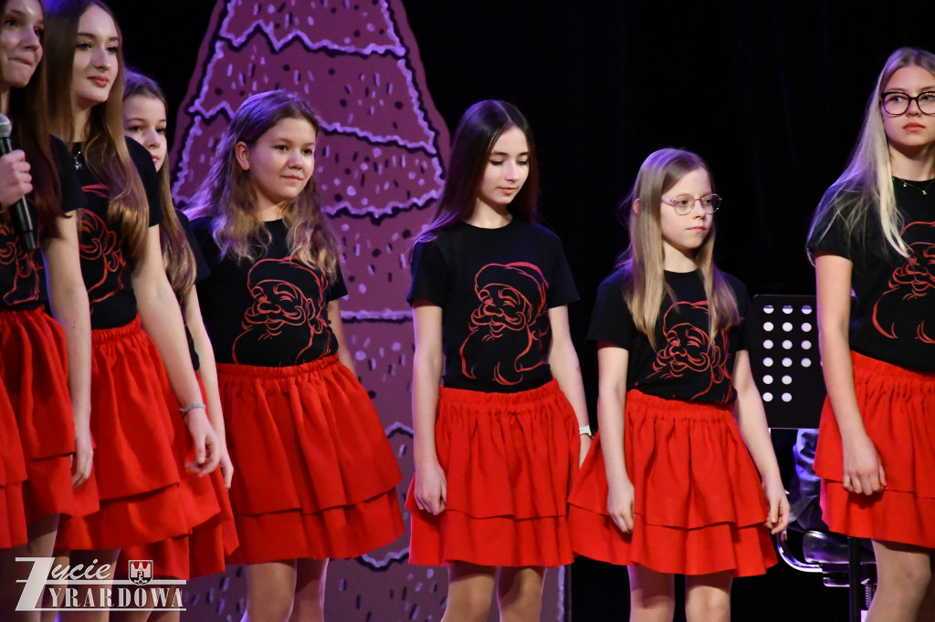 Świąteczny koncert Młodzieżowego Domu Kultury