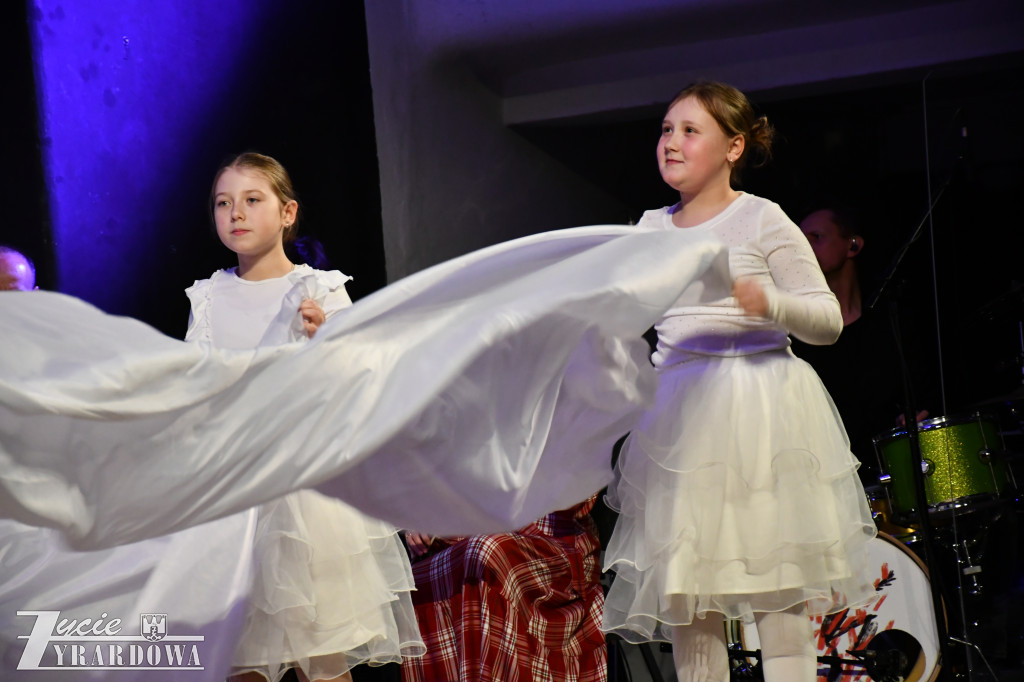 Świąteczny koncert Młodzieżowego Domu Kultury