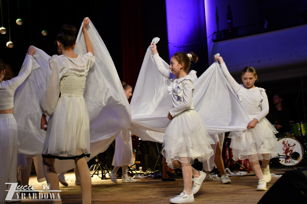 Świąteczny koncert Młodzieżowego Domu Kultury