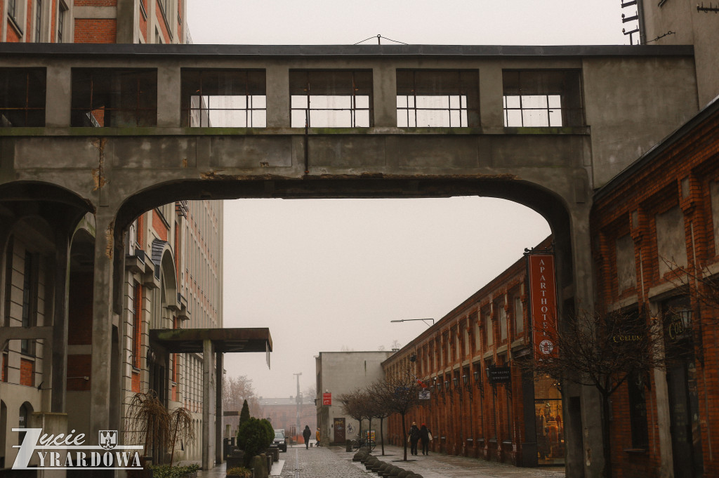 Spacer po przemysłowym Żyrardowie
