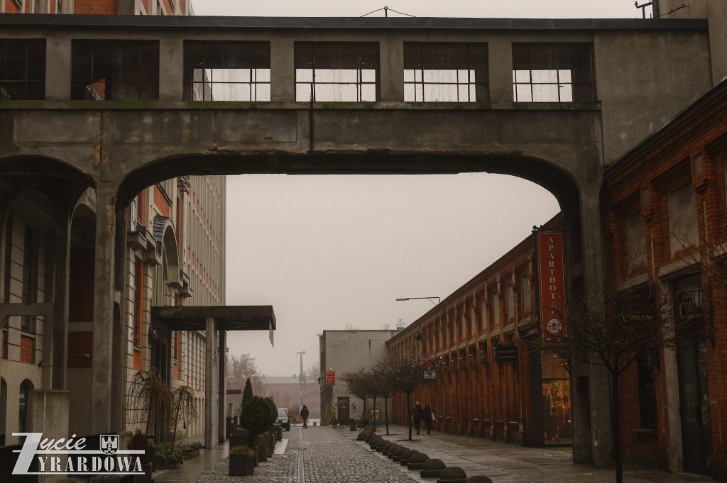 Spacer po przemysłowym Żyrardowie