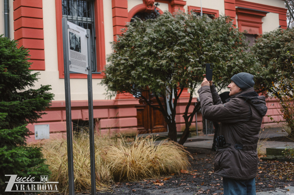 Spacer po przemysłowym Żyrardowie