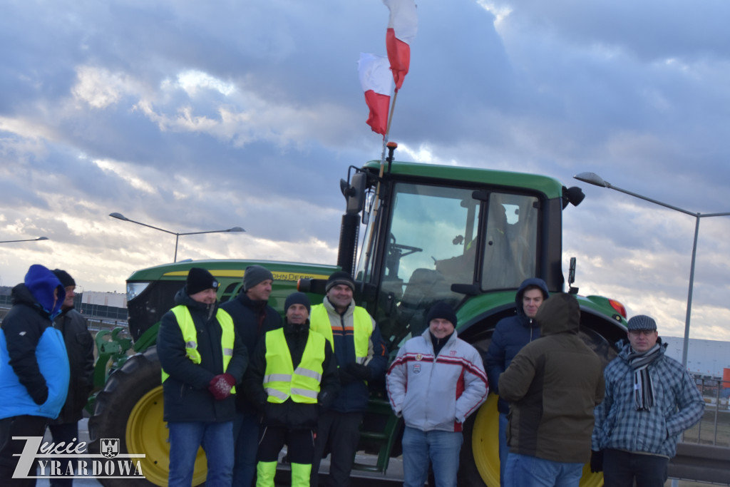 Rolnicy protestowali na obwodnicy Żyrardowa