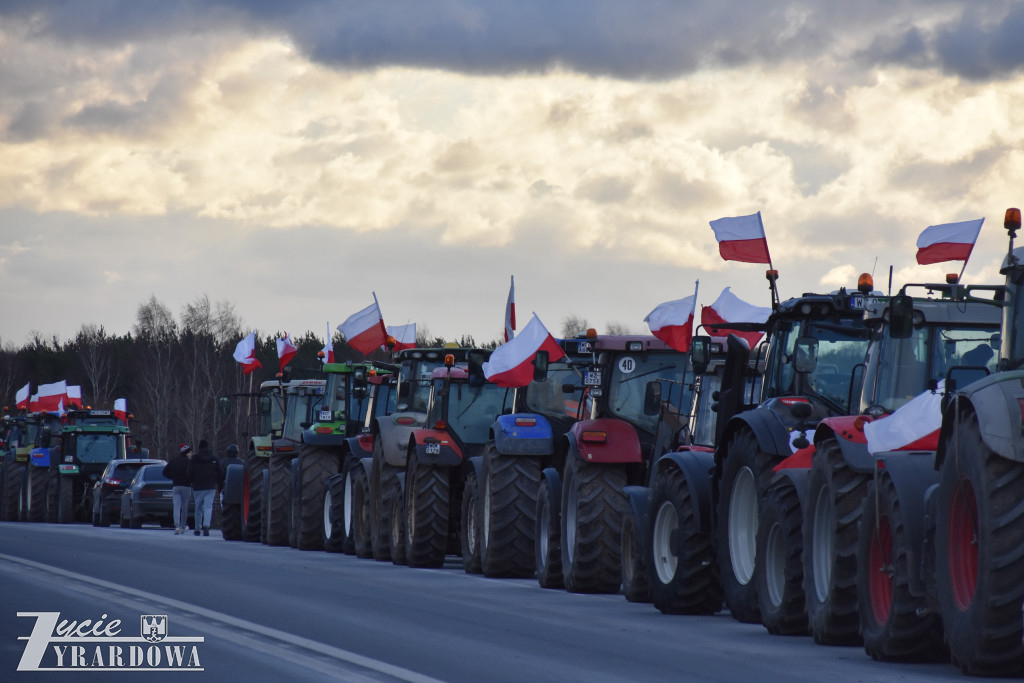 Rolnicy protestowali na obwodnicy Żyrardowa