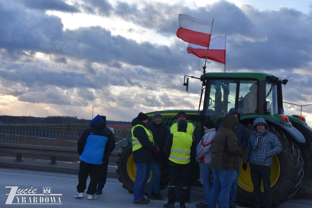 Rolnicy protestowali na obwodnicy Żyrardowa