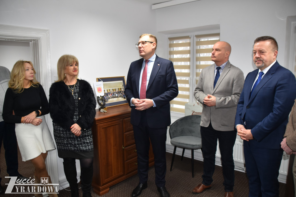 Poseł Maciej Małecki otworzył swoje biuro w Żyrardowie