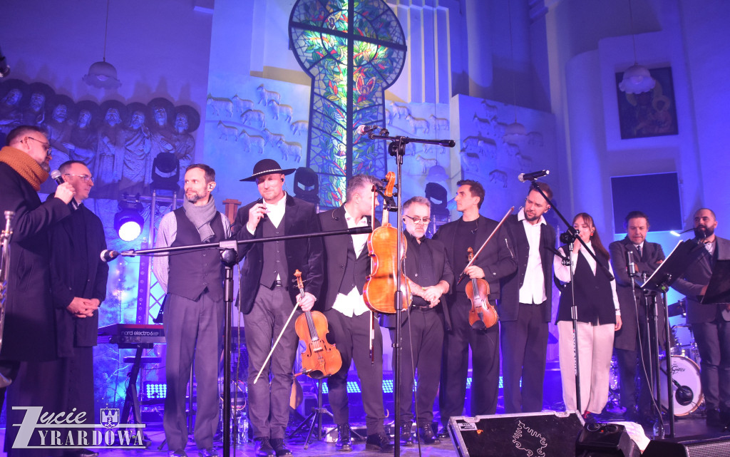 Kolędowanie z gwiazdami – piękna uczta duchowa