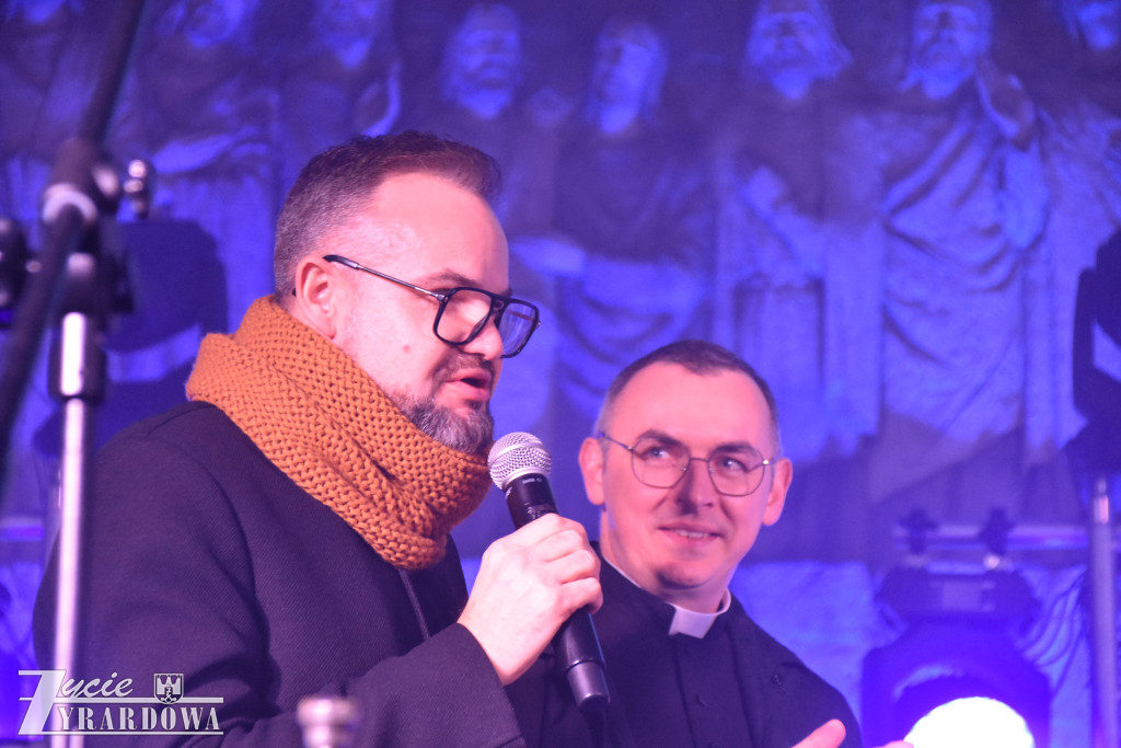 Kolędowanie z gwiazdami – piękna uczta duchowa