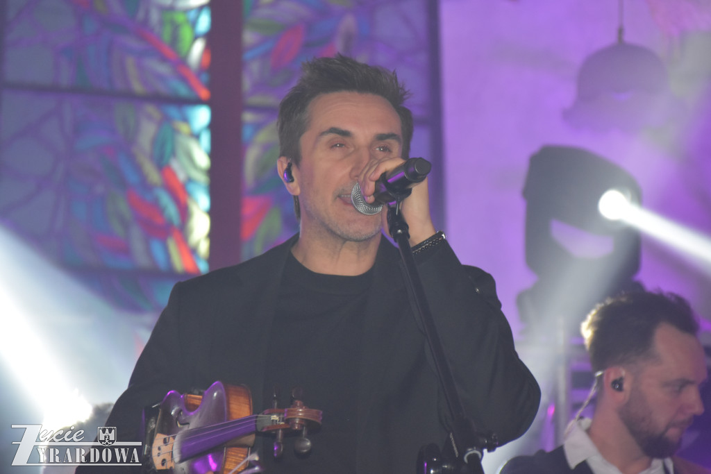 Kolędowanie z gwiazdami – piękna uczta duchowa