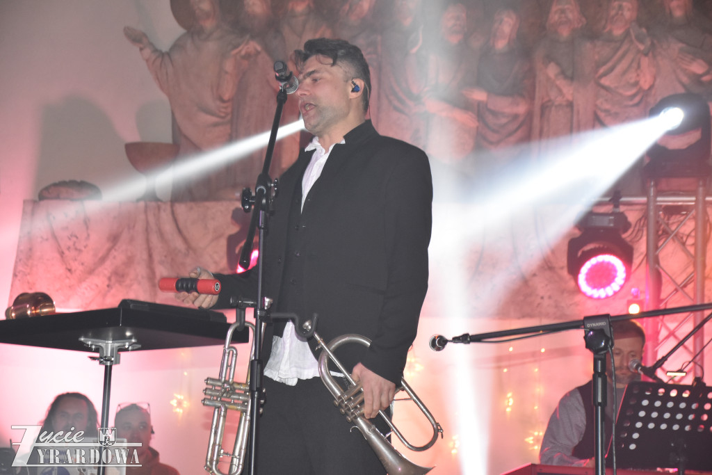 Kolędowanie z gwiazdami – piękna uczta duchowa