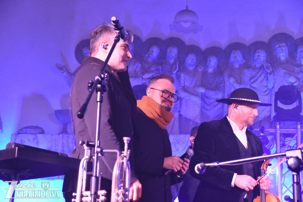 Kolędowanie z gwiazdami – piękna uczta duchowa