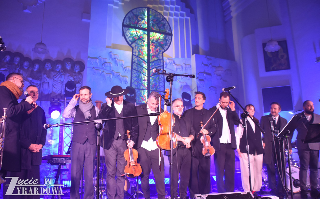 Kolędowanie z gwiazdami – piękna uczta duchowa