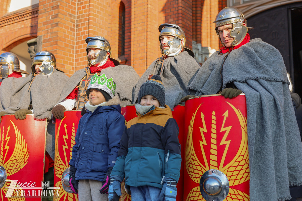 Orszak Trzech Króli przeszedł ulicami Żyrardowa