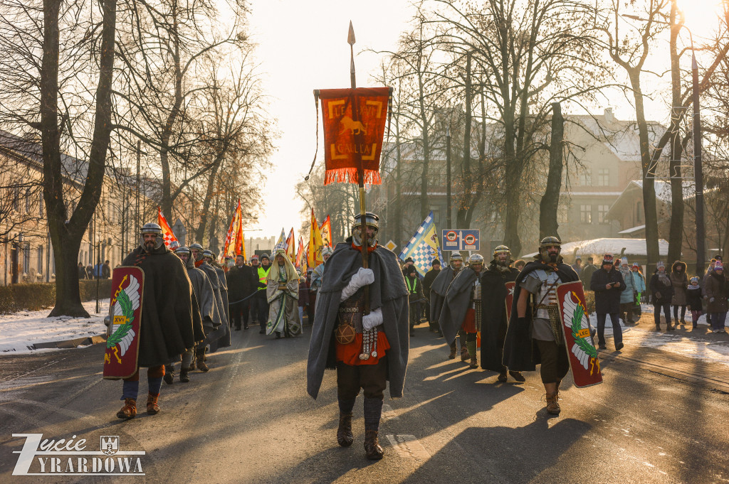 Orszak Trzech Króli przeszedł ulicami Żyrardowa