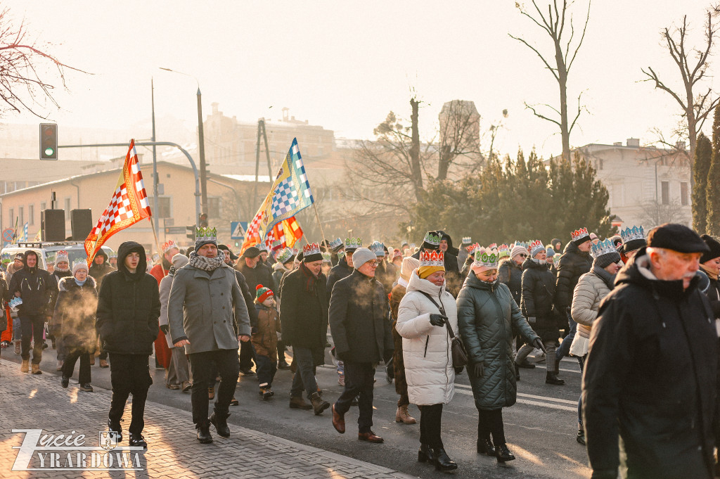 Orszak Trzech Króli przeszedł ulicami Żyrardowa