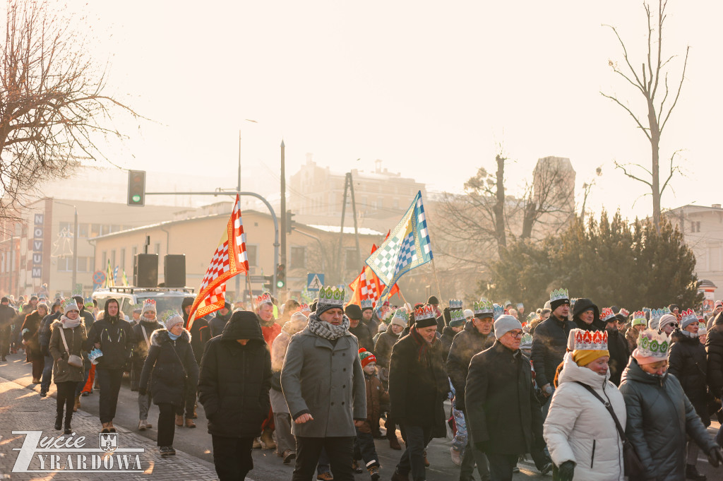 Orszak Trzech Króli przeszedł ulicami Żyrardowa