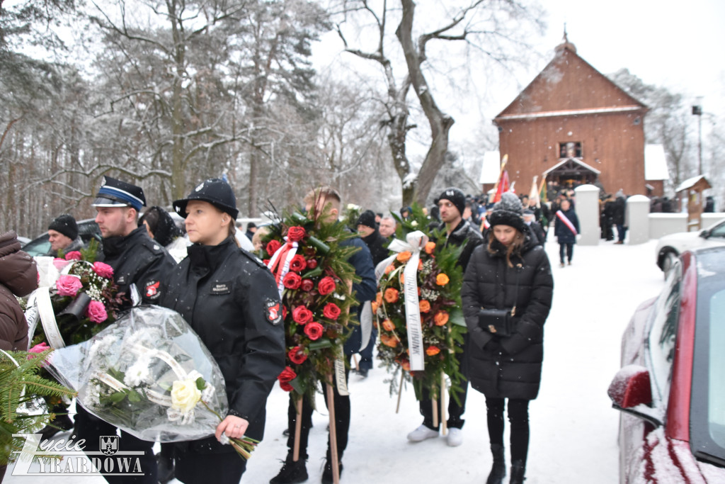 Setki osób pożegnały swojego radnego i przyjaciela