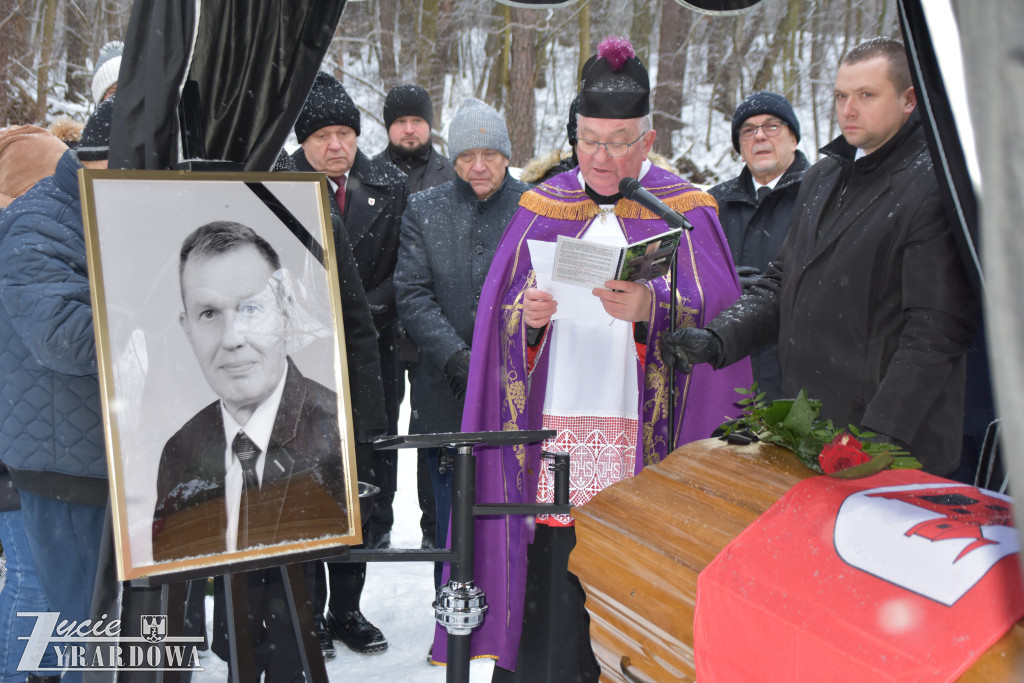 Setki osób pożegnały swojego radnego i przyjaciela