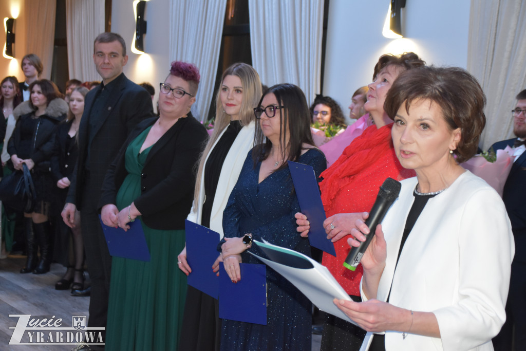 Bal studniówkowy „Elektryka” – matura już za symboliczne 100 dni