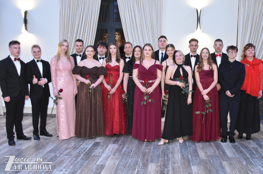 Bal studniówkowy „Elektryka” – matura już za symboliczne 100 dni