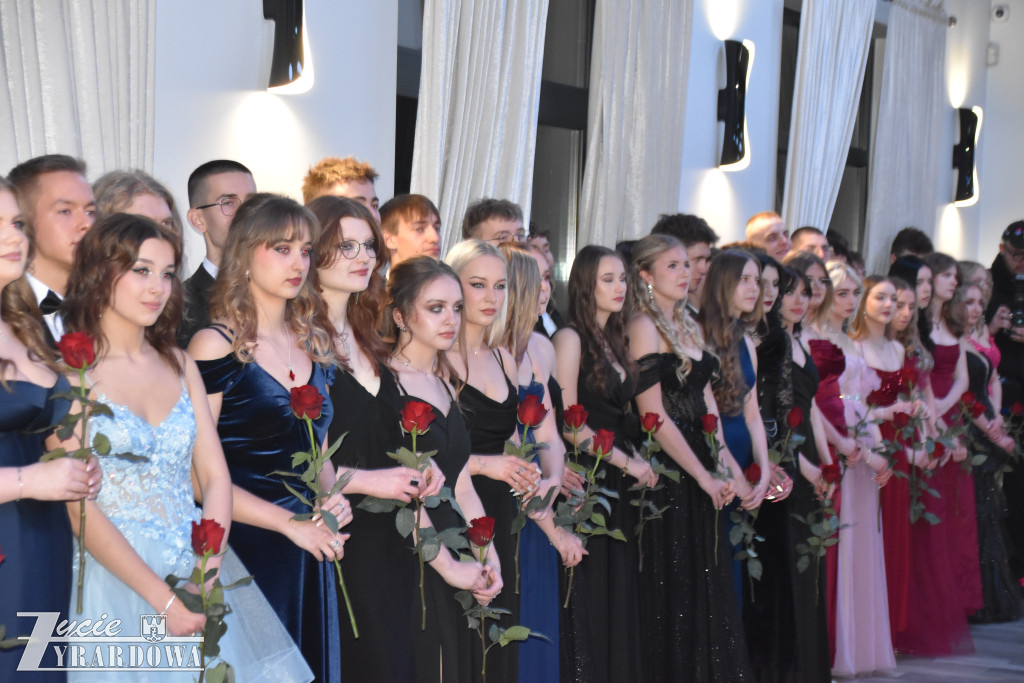 Bal studniówkowy „Elektryka” – matura już za symboliczne 100 dni