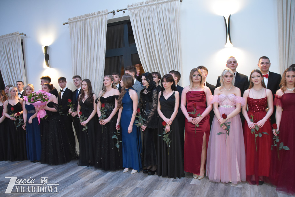 Bal studniówkowy „Elektryka” – matura już za symboliczne 100 dni