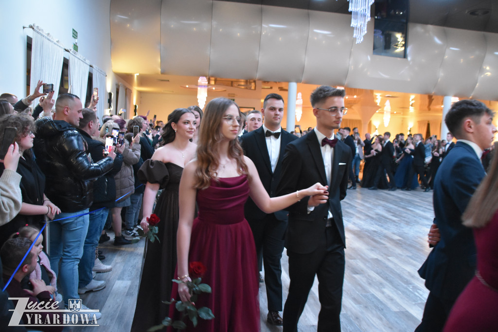 Bal studniówkowy „Elektryka” – matura już za symboliczne 100 dni